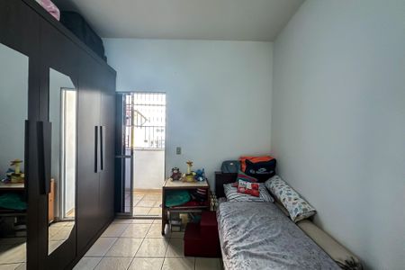 Casa à venda com 150m², 4 quartos e 2 vagasQuarto - Casa 2