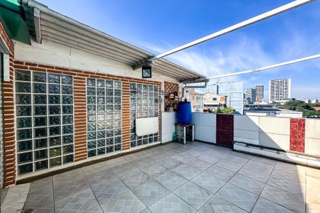 Casa à venda com 150m², 4 quartos e 2 vagasÁrea externa