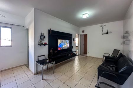 Casa à venda com 150m², 4 quartos e 2 vagasSala - Casa 1