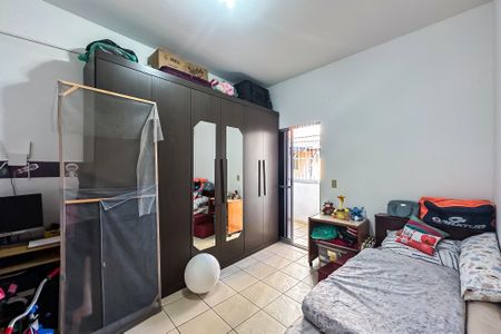 Casa à venda com 150m², 4 quartos e 2 vagasQuarto - Casa 2
