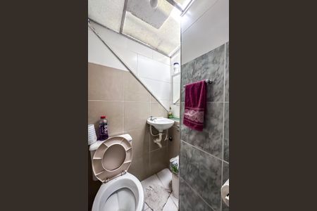 Casa à venda com 150m², 4 quartos e 2 vagasBanheiro Externo