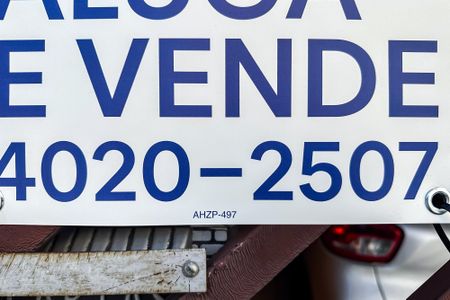 Casa à venda com 150m², 4 quartos e 2 vagasPlaca