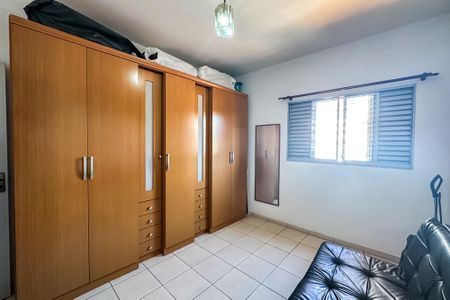 Casa à venda com 150m², 4 quartos e 2 vagasQuarto - Casa 1