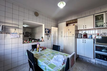 Casa à venda com 150m², 4 quartos e 2 vagasCozinha - Casa 1