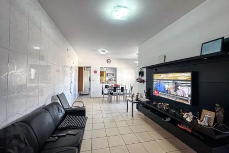 Casa à venda com 150m², 4 quartos e 2 vagasSala - Casa 1