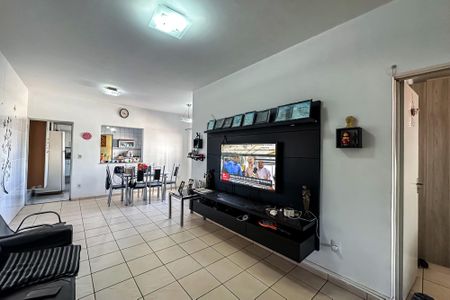 Casa à venda com 150m², 4 quartos e 2 vagasSala - Casa 1
