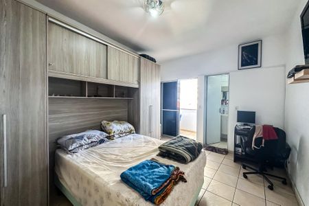 Casa à venda com 150m², 4 quartos e 2 vagasSuíte - Casa 1