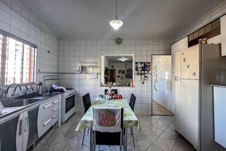 Casa à venda com 150m², 4 quartos e 2 vagasCozinha - Casa 1
