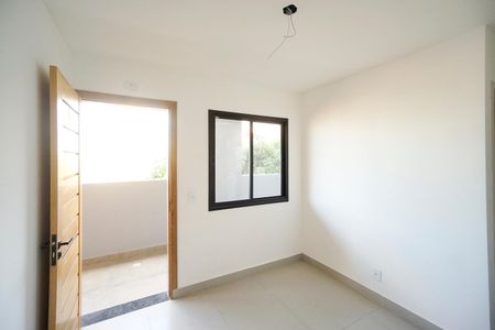 Sala e cozinha de apartamento para alugar com 2 quartos, 41m² em Vila Esperança, São Paulo