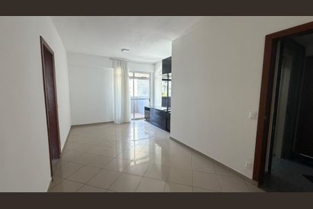 Apartamento para alugar com 75m², 3 quartos e 1 vagaSala