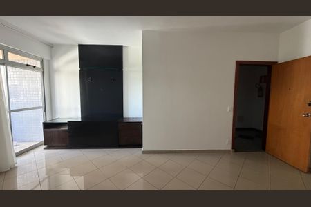 Apartamento para alugar com 75m², 3 quartos e 1 vagaSala