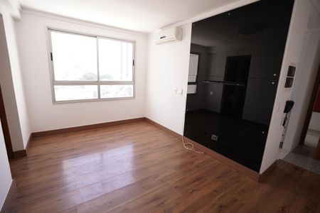 Apartamento para alugar com 55m², 2 quartos e 1 vagaSala
