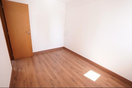 Apartamento para alugar com 55m², 2 quartos e 1 vagaQuarto