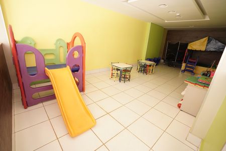 Apartamento para alugar com 55m², 2 quartos e 1 vagaÁrea comum