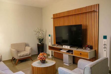 Sala de apartamento à venda com 2 quartos, 90m² em Encantado, Rio de Janeiro