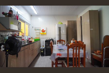 Cozinha  de casa à venda com 4 quartos, 353m² em Morro Santana, Porto Alegre