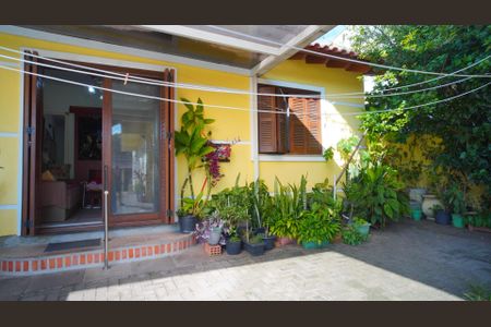 Edícula - casa 2 de casa à venda com 4 quartos, 353m² em Morro Santana, Porto Alegre