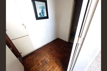 Corredor de apartamento à venda com 3 quartos, 149m² em Grajaú, Rio de Janeiro