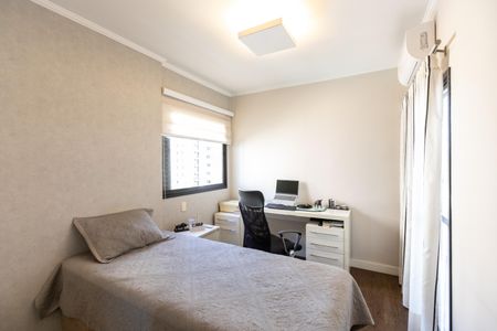 Quarto 1 de apartamento à venda com 3 quartos, 116m² em Cambuí, Campinas