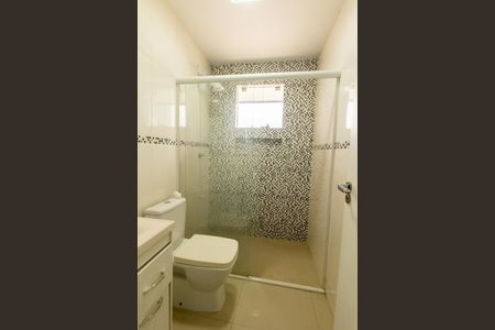 Casa para alugar com 140m², 3 quartos e 4 vagas Casa para alugar com 140m², 3 quartos e 4 vagasBanheiro Social