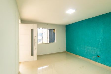 Casa para alugar com 140m², 3 quartos e 4 vagas Casa para alugar com 140m², 3 quartos e 4 vagasSala