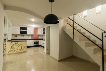 Casa para alugar com 140m², 3 quartos e 4 vagas Casa para alugar com 140m², 3 quartos e 4 vagasSala de Jantar