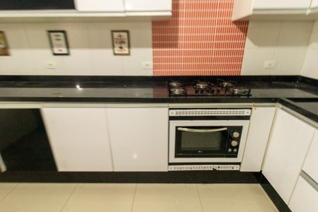 Casa para alugar com 140m², 3 quartos e 4 vagas Casa para alugar com 140m², 3 quartos e 4 vagasCozinha