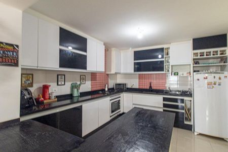 Casa para alugar com 140m², 3 quartos e 4 vagasCozinha