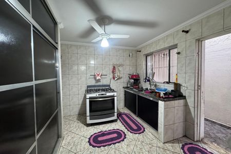 Casa à venda com 178m², 3 quartos e 2 vagasCozinha