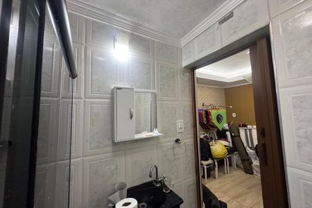 Casa à venda com 178m², 3 quartos e 2 vagasBanheiro da Suíte