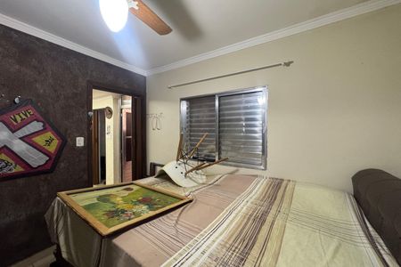 Casa à venda com 178m², 3 quartos e 2 vagasQuarto 3