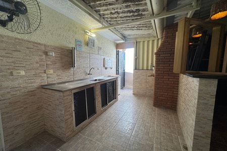 Casa à venda com 178m², 3 quartos e 2 vagasChurrasqueira
