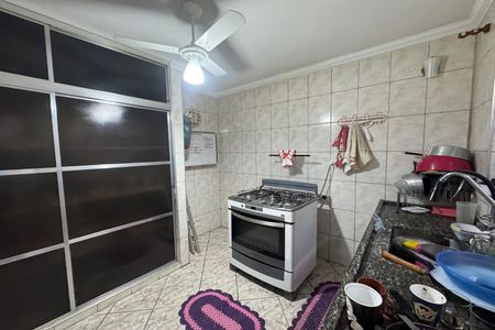 Casa à venda com 178m², 3 quartos e 2 vagasCozinha