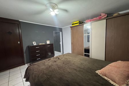 Casa à venda com 178m², 3 quartos e 2 vagasQuarto 2