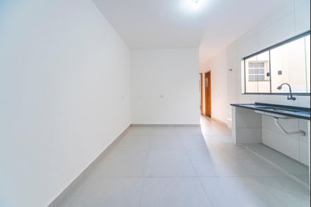 Sala e Cozinha  de apartamento para alugar com 2 quartos, 50m² em Jardim Cipreste, São Bernardo do Campo