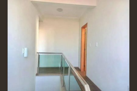 Casa para alugar com 3 quartos, 160m² em Santa Amelia, Belo Horizonte