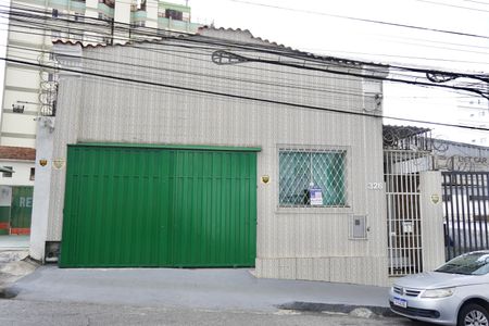 Casa para alugar com 132m², 3 quartos e 2 vagasPlaca