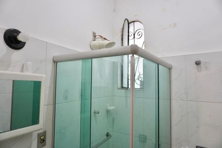 Casa para alugar com 132m², 3 quartos e 2 vagasBanheiro social 