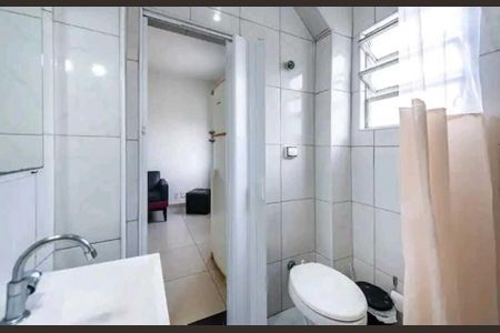 Apartamento para alugar com 36m², 1 quarto e 1 vaga Apartamento para alugar com 36m², 1 quarto e 1 vagaBanheiro