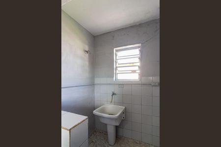 Casa para alugar com 64m², 2 quartos e sem vagaÁrea de Serviço