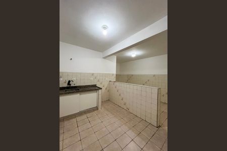 Casa para alugar com 70m², 2 quartos e 1 vagaCozinha