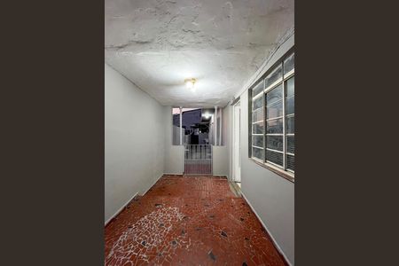 Casa para alugar com 70m², 2 quartos e 1 vagaEntrada