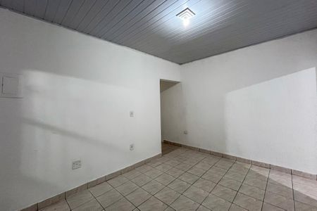 Casa para alugar com 70m², 2 quartos e 1 vagaSala
