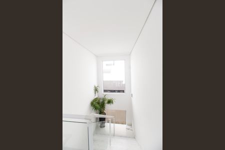 Casa de condomínio à venda com 462m², 5 quartos e 4 vagas Casa de condomínio à venda com 462m², 5 quartos e 4 vagasDetalhe