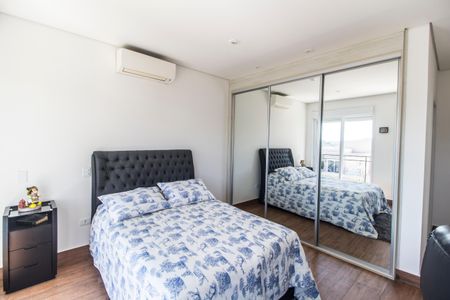 Casa de condomínio à venda com 462m², 5 quartos e 4 vagas Casa de condomínio à venda com 462m², 5 quartos e 4 vagasSuíte 3