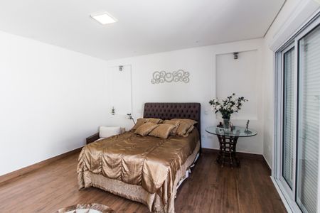 Casa de condomínio à venda com 462m², 5 quartos e 4 vagas Casa de condomínio à venda com 462m², 5 quartos e 4 vagasSuíte 1
