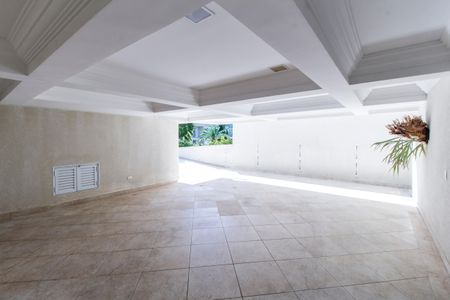 Casa de condomínio à venda com 462m², 5 quartos e 4 vagas Casa de condomínio à venda com 462m², 5 quartos e 4 vagasGaragem