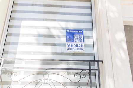 Casa de condomínio à venda com 462m², 5 quartos e 4 vagas Casa de condomínio à venda com 462m², 5 quartos e 4 vagasVista da Rua