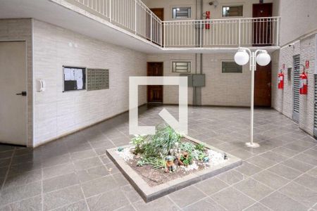 Apartamento para alugar com 41m², 2 quartos e 1 vagaHall social