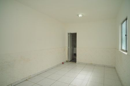 Casa para alugar com 360m², 3 quartos e 2 vagas Casa para alugar com 360m², 3 quartos e 2 vagasQuarto 2
